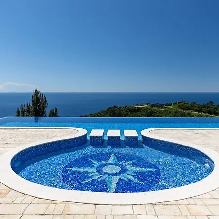 Tophill Altezza Premium - View And Pool 아파트 부드바